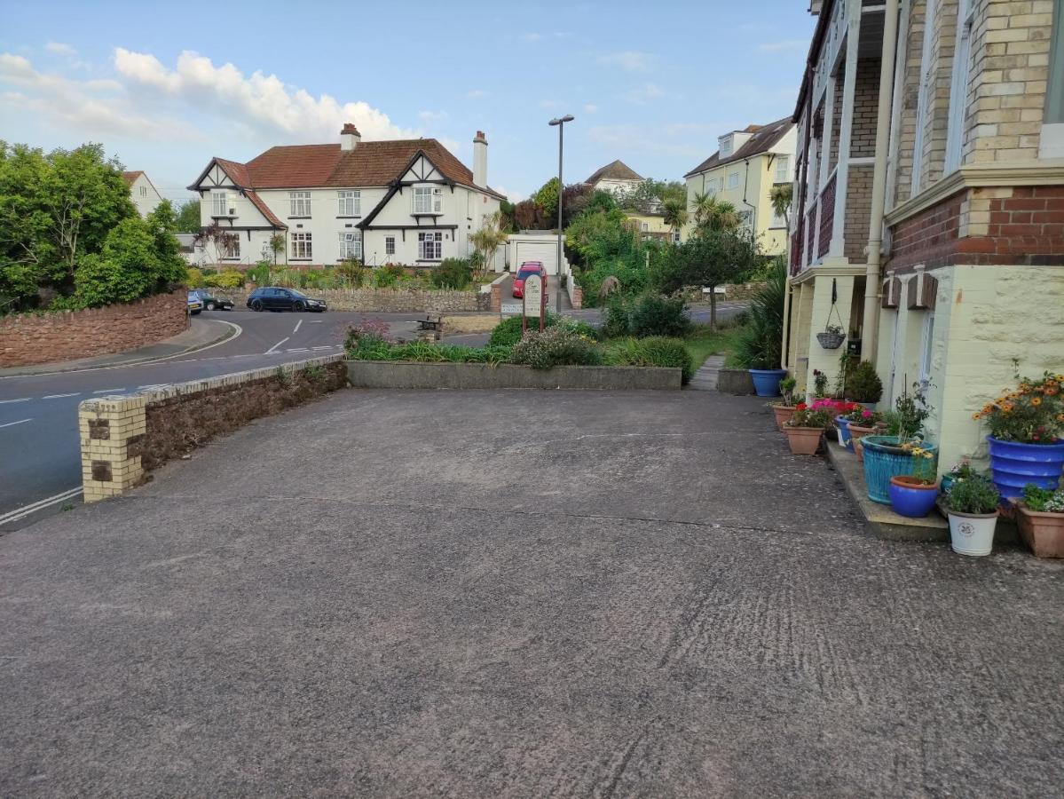 Cleve Court 2* Paignton